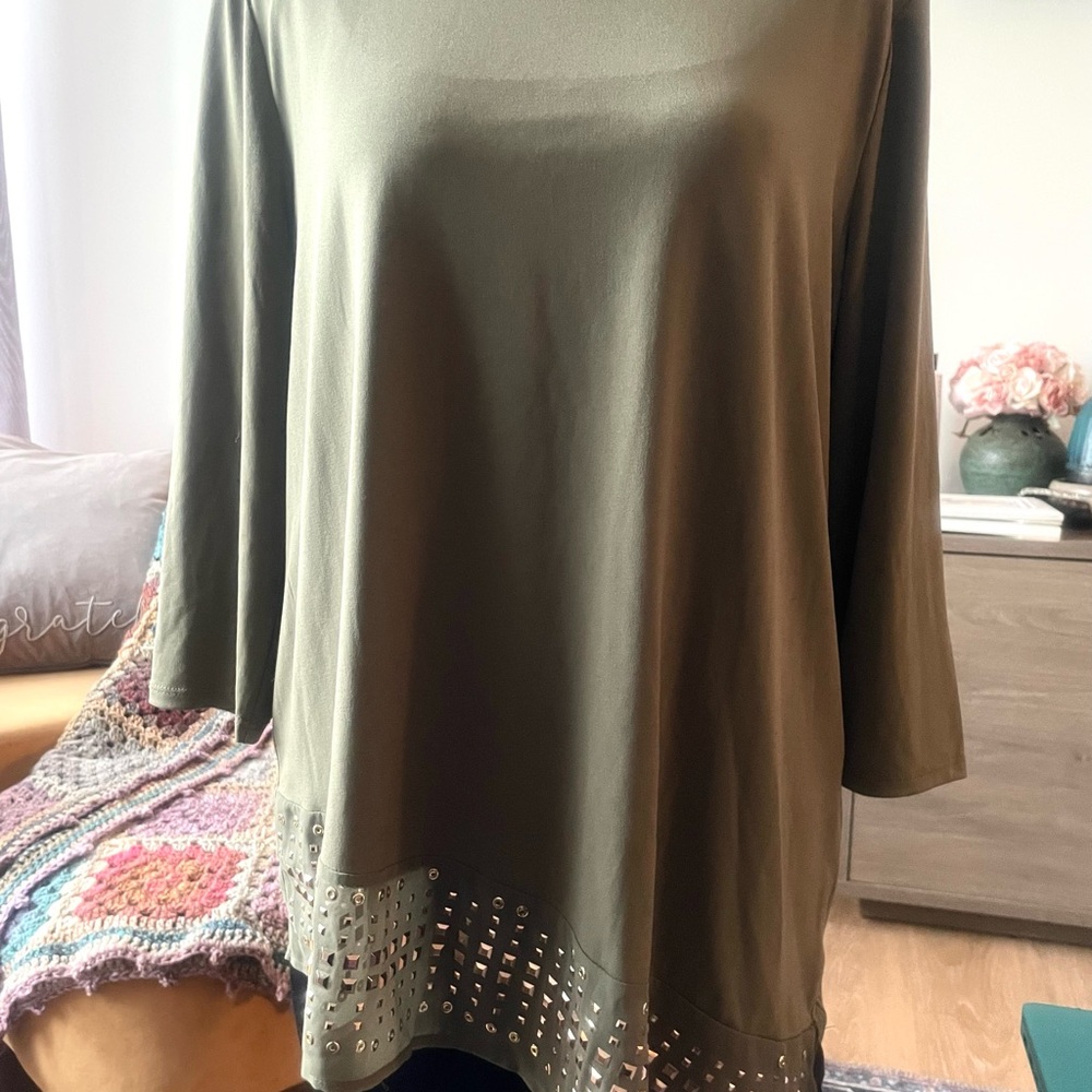 JM Collection Green Embellished Boxy Tunic